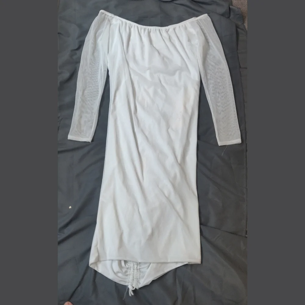 Prettylittlething White Ruched Dress - Bulk Plus Bundle Deal! - Picture 3 of 10